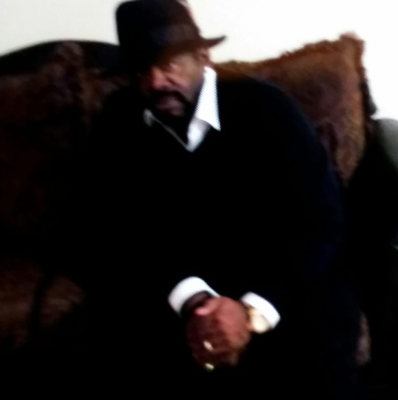 Meet your Posher, Gary - Picture 1 of 1